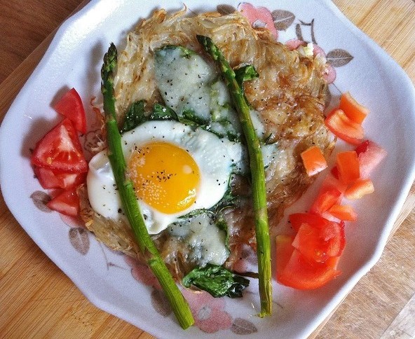 Baked Egg, Spinach, and Asparagus Hash | Cooking with a Wallflower