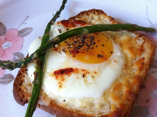 Baked Egg Topped with Asparagus on Toast | Cooking with a Wallflower